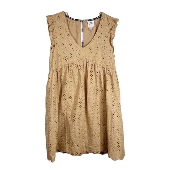 Knox Rose Dresses & Skirts - KNOX ROSE Boho Tan V-Neck Cotton Eyelet Dress Ruffle Cap Sleeve
